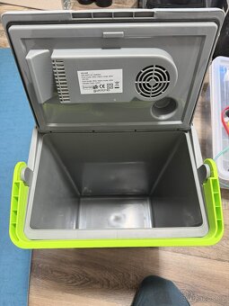 Chladnička do auta na 12 V - 2