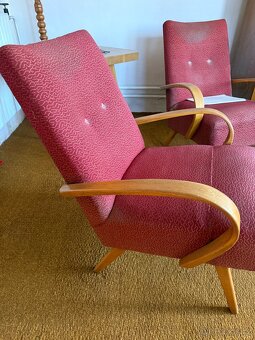 Křesla Halabala a Jiroutek - 2