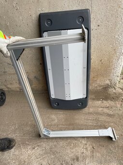 Stolky do autobusu - 2