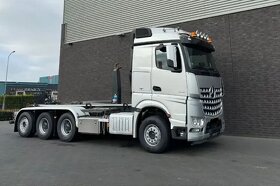 Mercedes-Benz 3751 8x4 Tridem - hákový nosič kontejnerů - 2