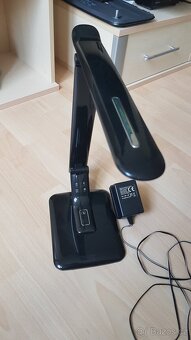 LED stolní lampa 18W - 2