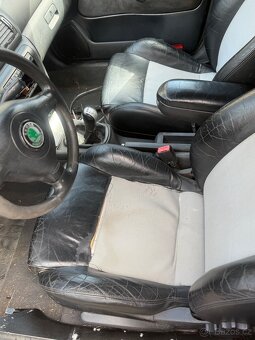 Sedacky octavia 1 rs - 2