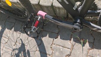 Trek jak nový - 2