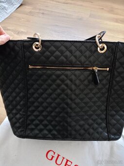 Kabelka Guess - 2