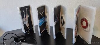 PSP e1004 +hry +paměťová+nabíječka - 2