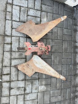 PRODÁM PLUH K MALOTRAKTORŮM TERA VARI - 2