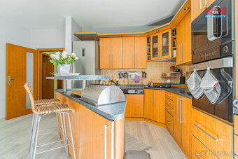 Prodej rodinného domu, 230 m², Pstruží - 2