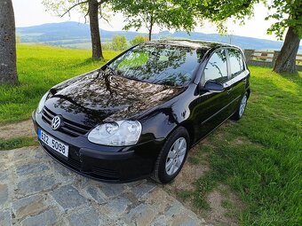 VW Golf 5 - 2