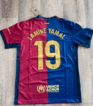 Lamine Yamal x Travis Scott Barcelona - 2