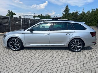 Škoda Superb kombi SportLine 2.0TSI 4x4 DSG KESSY CANTON TAŽ - 2