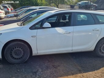 Opel Astra J - 2