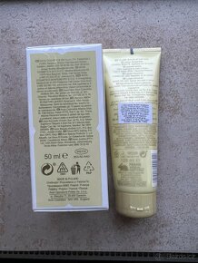 Sada Eve Confidence EDP 50 ml a tělové mléko 125ml. - 2