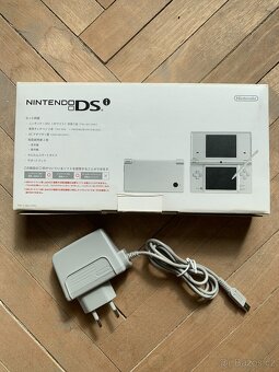 Nintendo DSi - originální balení - SD se 14 hrami - JPN - 2