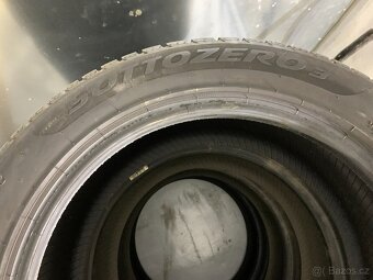 Zimní pneu 215/55/17 - 98V Pirelli Sottozero sada č.8276 - 2