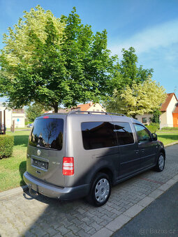 VW Caddy 2.0 TDi Maxi, navi, tažné - 2