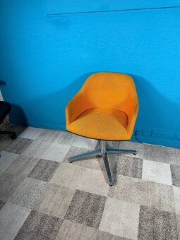 Designová židle Vitra Softshell Chair 2 kusy oranž - 2