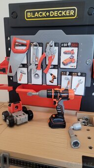Dětská pracovní dílna Black & Decker - 2