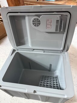 přenosná chladnička 48l kolečka - 2