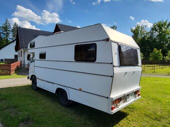 AVIA Karavan - 2