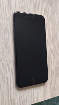 iPhone 8 (64gb) - 2