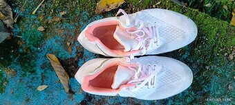 Nike - 2