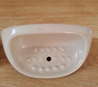 keramická souprava do koupelny - 2