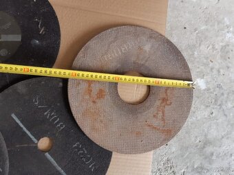 Řezné kotouče 4x, průměr 30 cm. - 2
