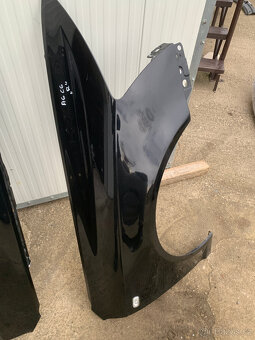 predni blatnik audi a6 c6 4F -09 pravy levy CERny - 2