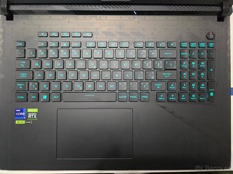 ROG Strix Scar 18 (2023) i9-13980hx / rtx4090 / 32gb ram - 2