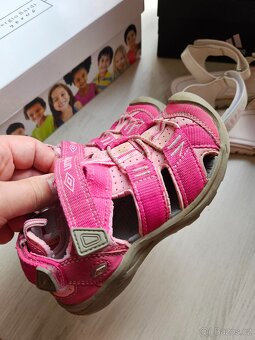 Dívčí růžové sandálky UMBRO vel. 27 - 2