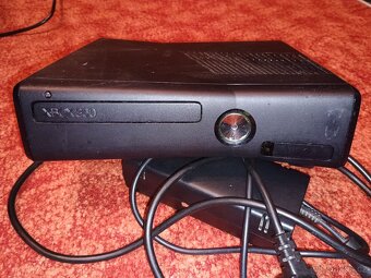 XBOX 360 S - 2