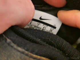 SÁLOVÉ BOTY NIKE ORANŽOVO ČERNÉ VELIKOST 41 - 2