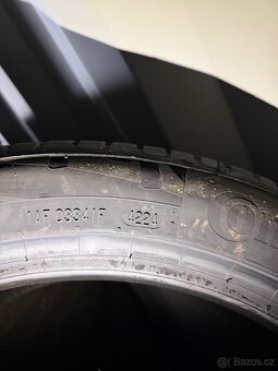 Prodám nové 2x letní pneu 235/45R18 98Y Continental Ultra - 2