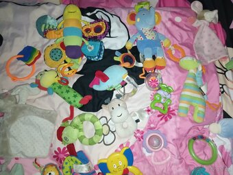 Hračky pro mimi - 2