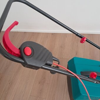 Prodám sekačku v dobrém stavu - 2