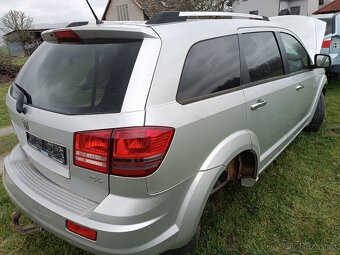 DODGE JOURNEY (FIAT FREEMONT) . - 2
