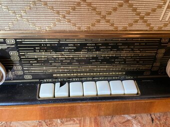 Vintage rádio Tesla - 2