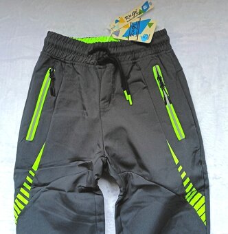 Nové SOFTSHELLOVÉ KALHOTY s fleecem-KUGO, 5-6 let, 116 cm - 2