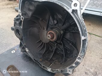 Ford Focus II,C-MAX 1.6 TDCi převodovka 5q - 2