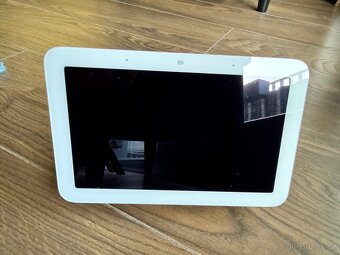 Google Nest Hub - 7” - 2