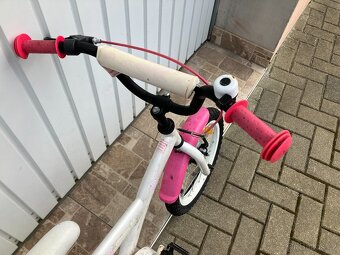 DĚTSKÉ KOLO 16 - 2