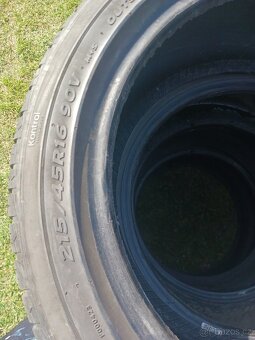 215/45R16 - 2