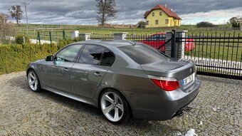BMW e60 530d M-paket Lci - 2