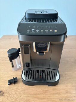 DeLonghi Magnifica EVO - 2