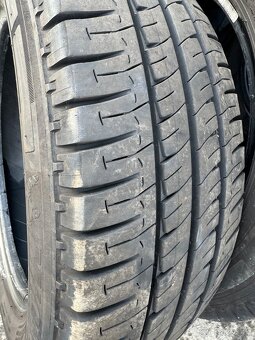 215 60 r17c - 2