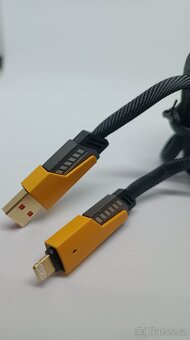 nabíjecí kabel značky Exponi, model EP-NB74 - 2