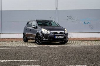 Opel Corsa 1.4 16V Cosmo - 2