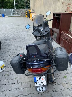 Suzuki burgman 400 - 2