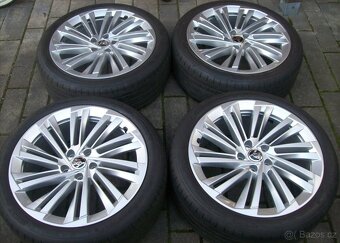 alu kola Superb III Passat B8 letní GY F1 235.40.19 95% - 2