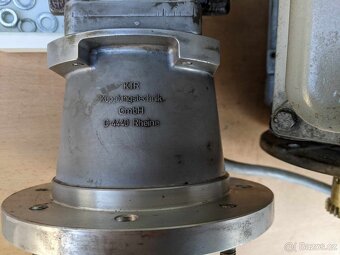 ELEKTROMOTOR 0,75 kW s hydraulickým čerpadlem - 2